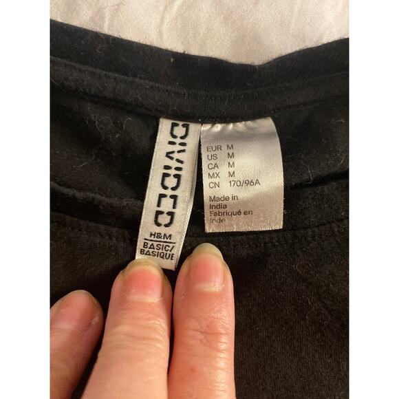 Minimalist Y2K Streetwear Black Long Sleeve Crop Top H&M Basic Women’s Medium - Picture 3 of 5